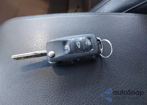 2015 Volkswagen Passat 2.0L Tdi Se z USA, uszkodzony, nr VIN 1VWBV7A34FC073646